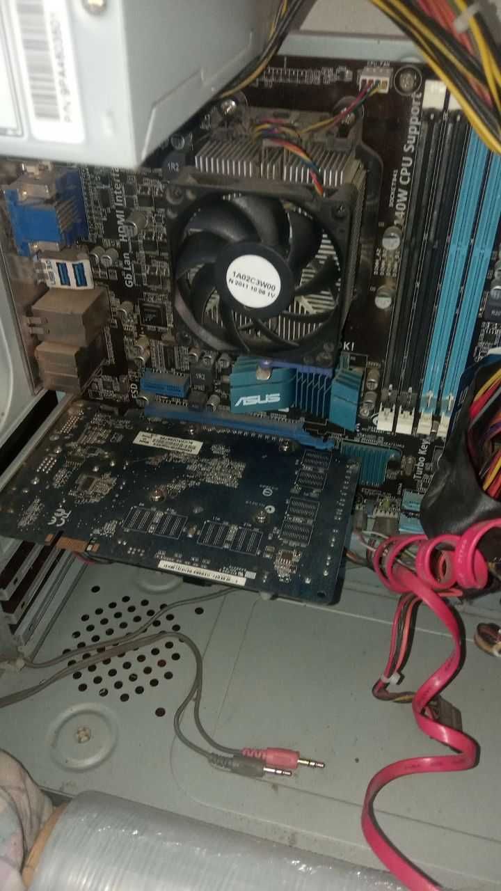 Продам відеокарту EN 9500GT