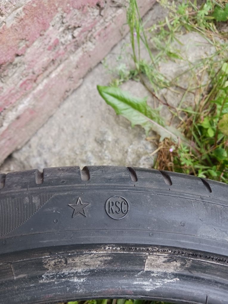 Vendo pneus semi-novos 225/40/20 Pirelli