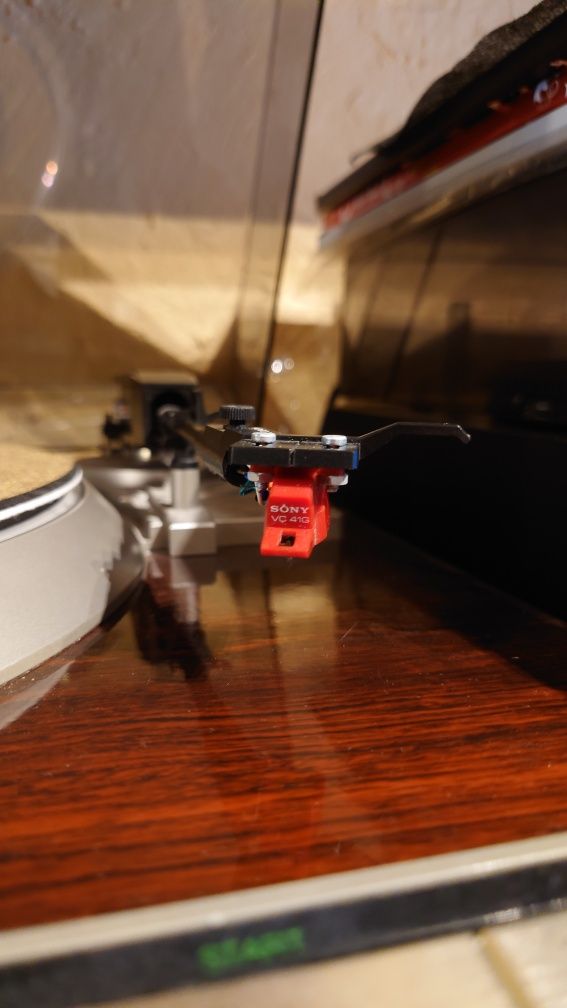 Gramofon Denon DP 37f
