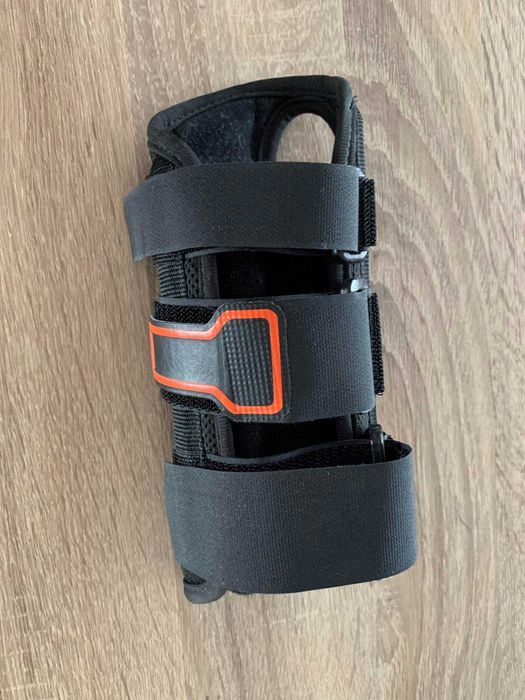 Orteza na nadgarstek na lewą rękę, rozmiar S