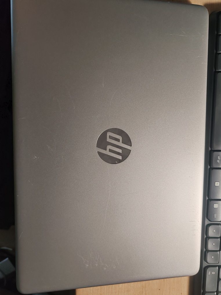 Hp 15s-fq2204mw uszkodzony
