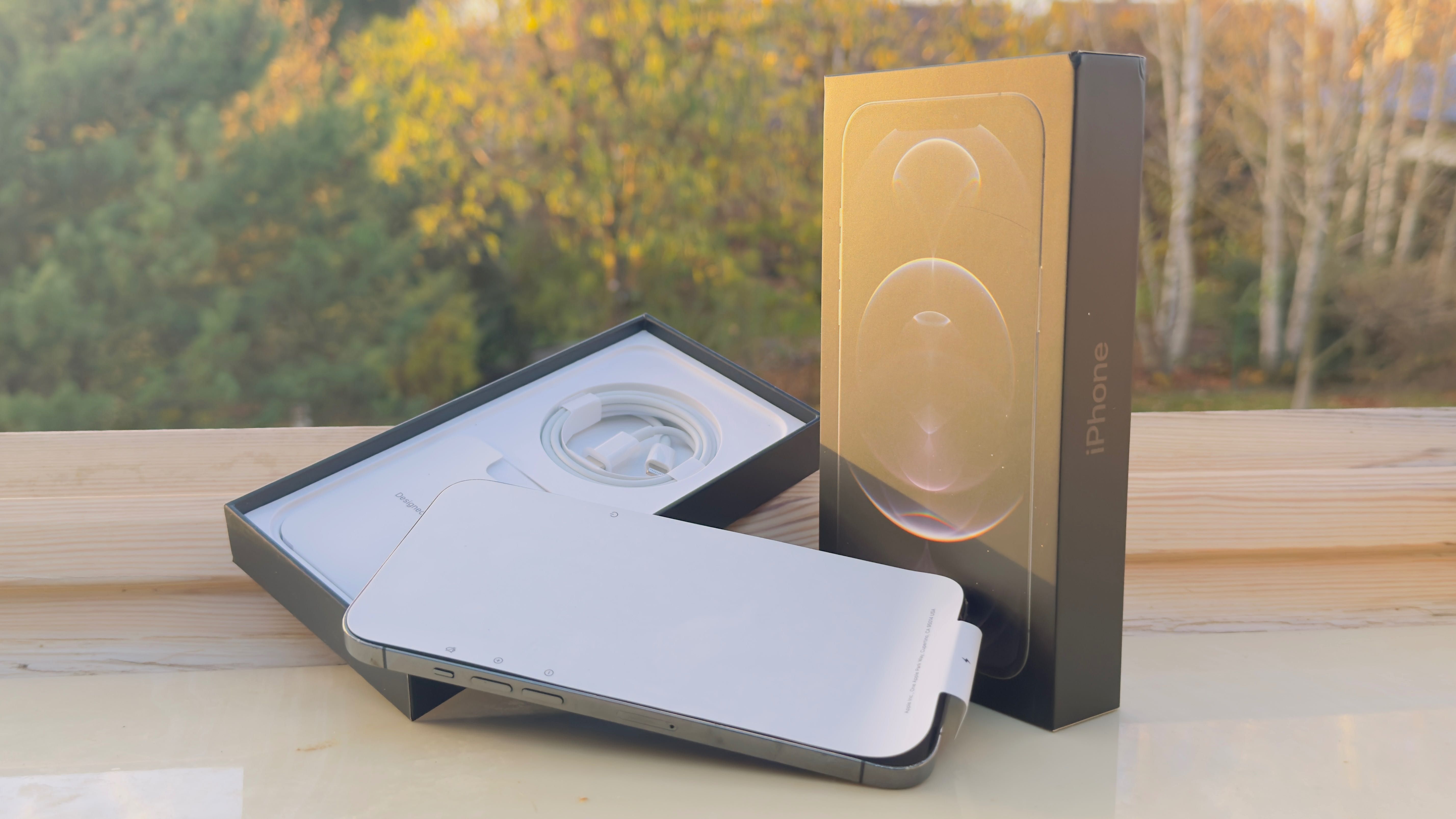 iPhone 12 Pro Max 512GB - mega zetaw 5 elementow!!!