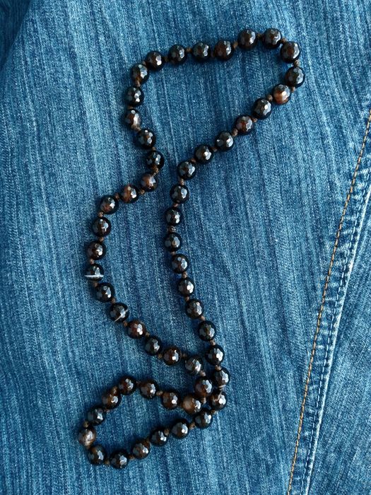 Бусы из натуральных камней