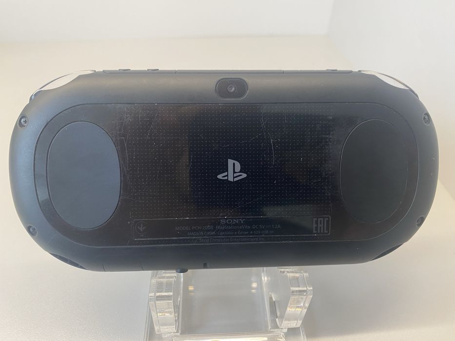 PS Vita Slim 64GB +17 ігор в подарунок!