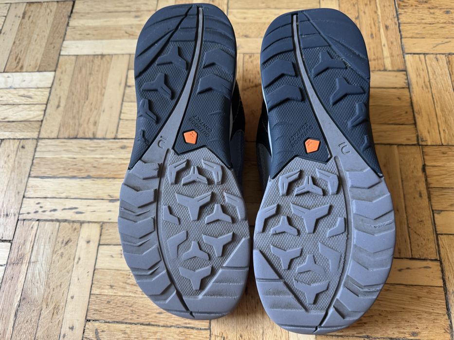 Buty turystyczne Quechua Crossrock r.37 bez wiązania