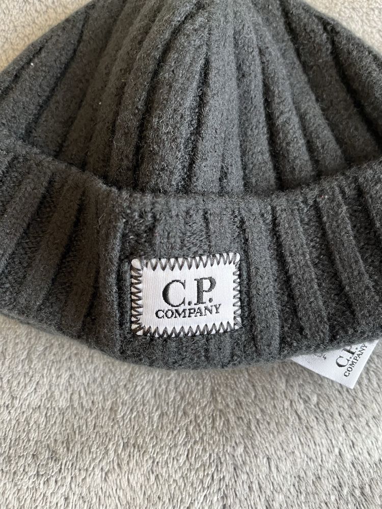 Шапка C.P.company
