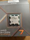Procesor: AMD Ryzen 7 7700X