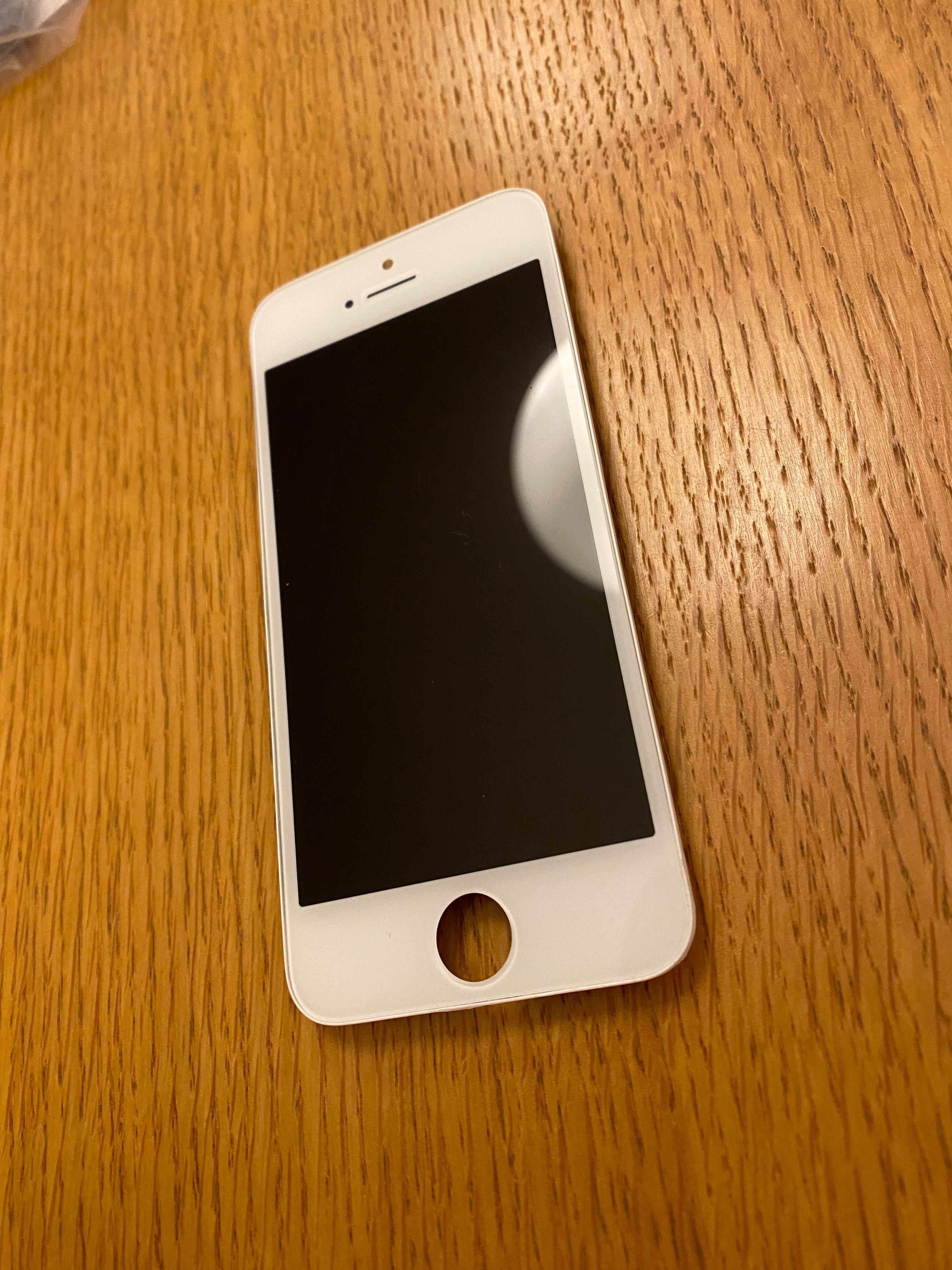 Wyświetlacz LCD do iPhone 5s w kolorze białym ORYGINAŁ 23FV