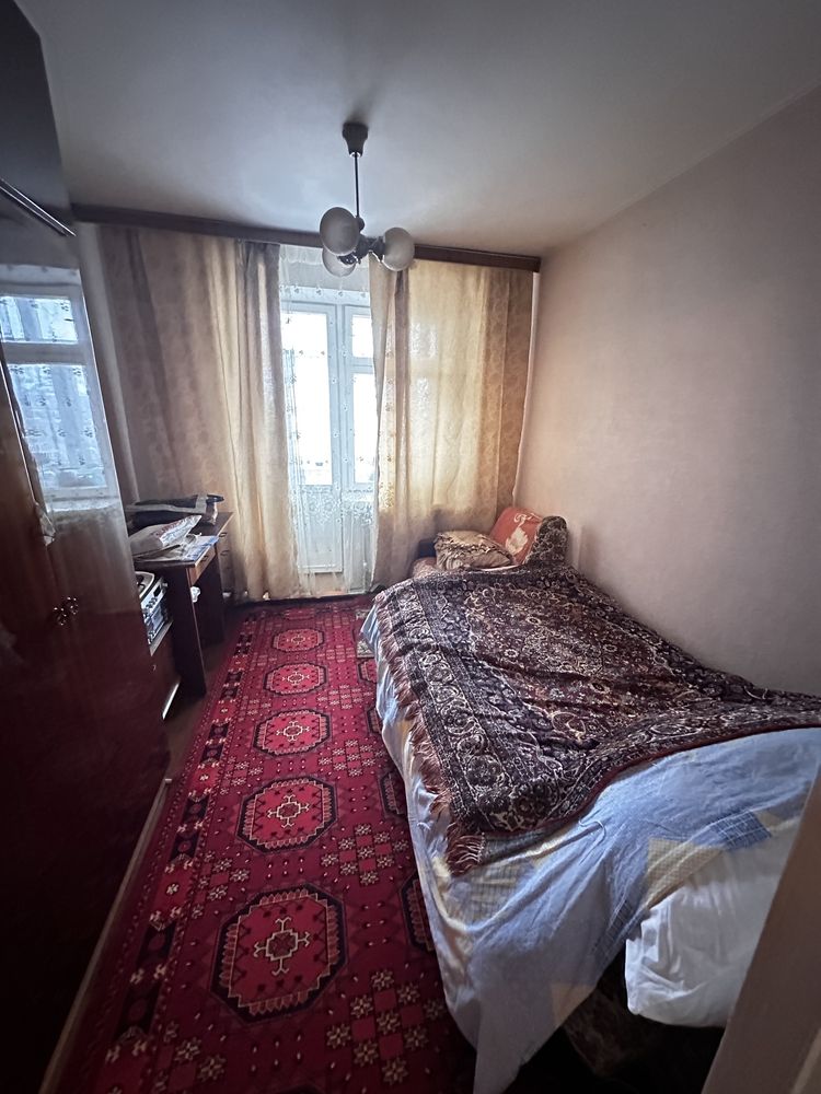 Продаж трикімнатноі квартири