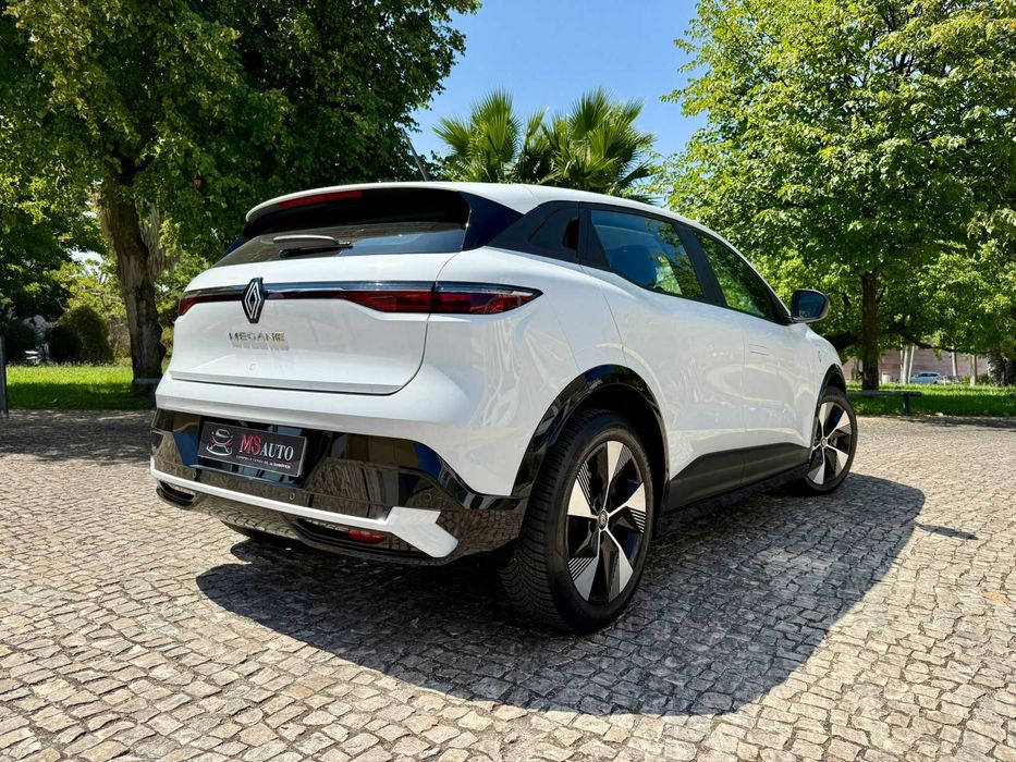 Renault Megane E-Tech EV40 130CV 2023 ( iva dedutivel )