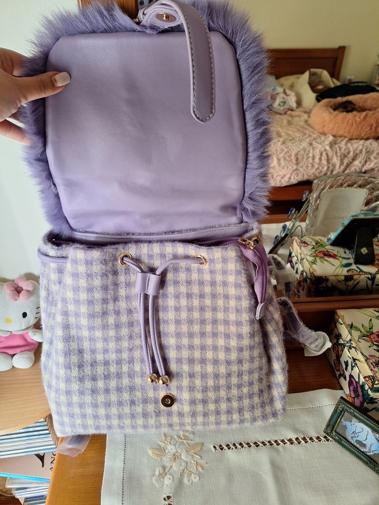 Mochila Lilás e Branco ALEX MAX