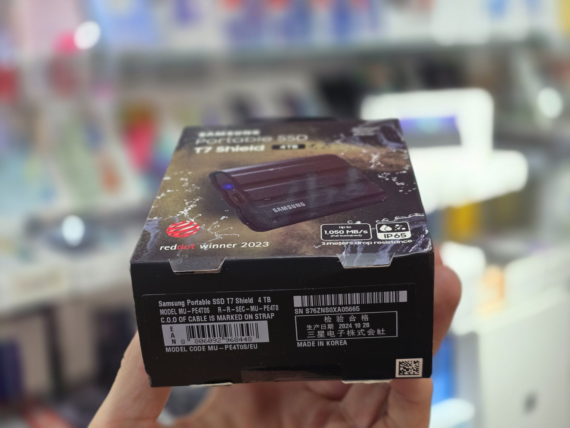 SSD накопичувач Samsung T7 Shield 4 TB Black (MU-PE4T0S)
