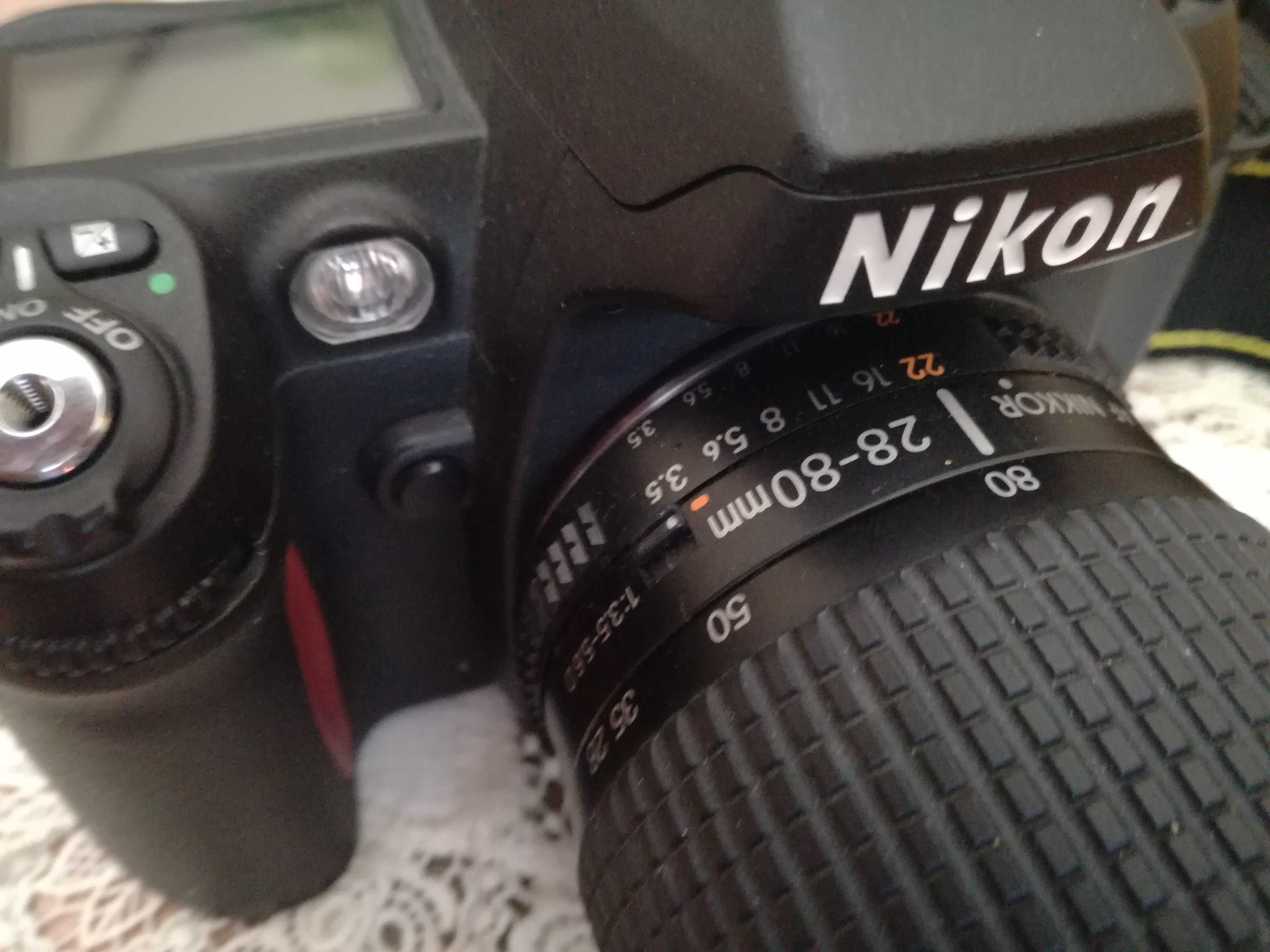 Vendo máquina fotográfica Nikon F80