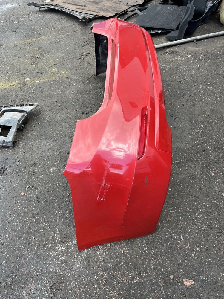 Бампер BMW F30 12-15г задній бампер