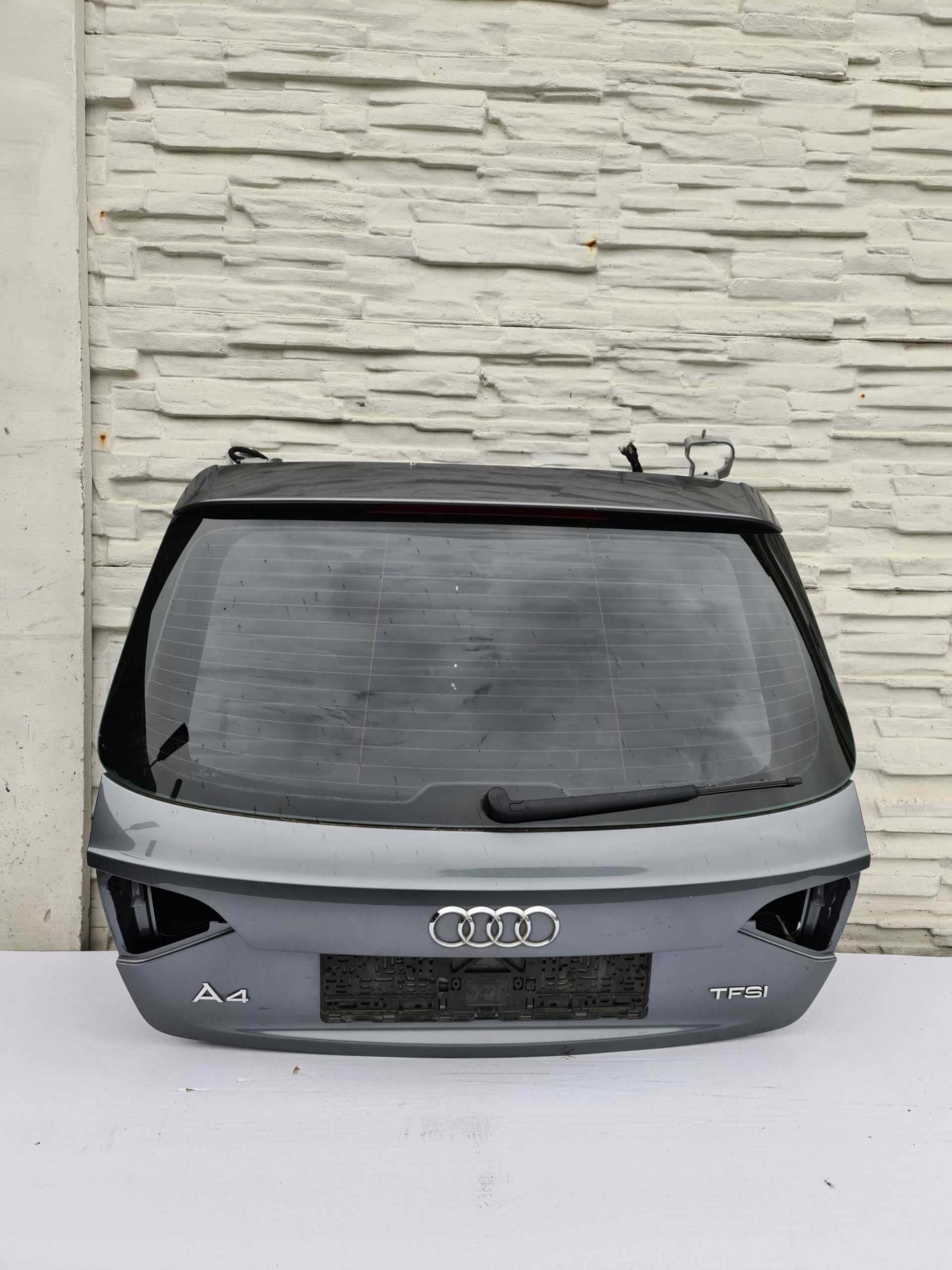 Audi A4 B8 Крышка багажника ляда седан универсал