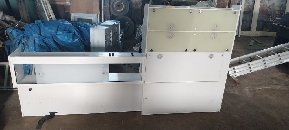 Zabudowa szafka do kampera