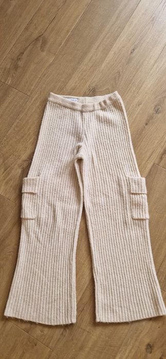 Spodnie ciepłe Zara 9-10 lat stan bdb