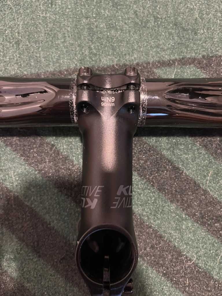 Kierownica karbon carbon z Romet Huragan Disc 2024 42