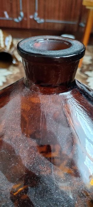 Бутиль 5л темний