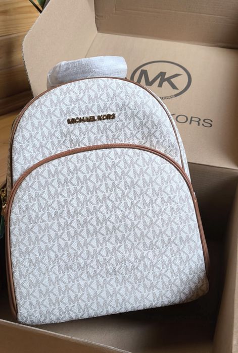 Крутезний рюкзак МК !