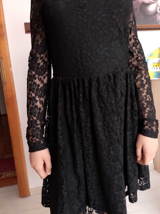 Nowa z metką sukienka damska koronkowa M