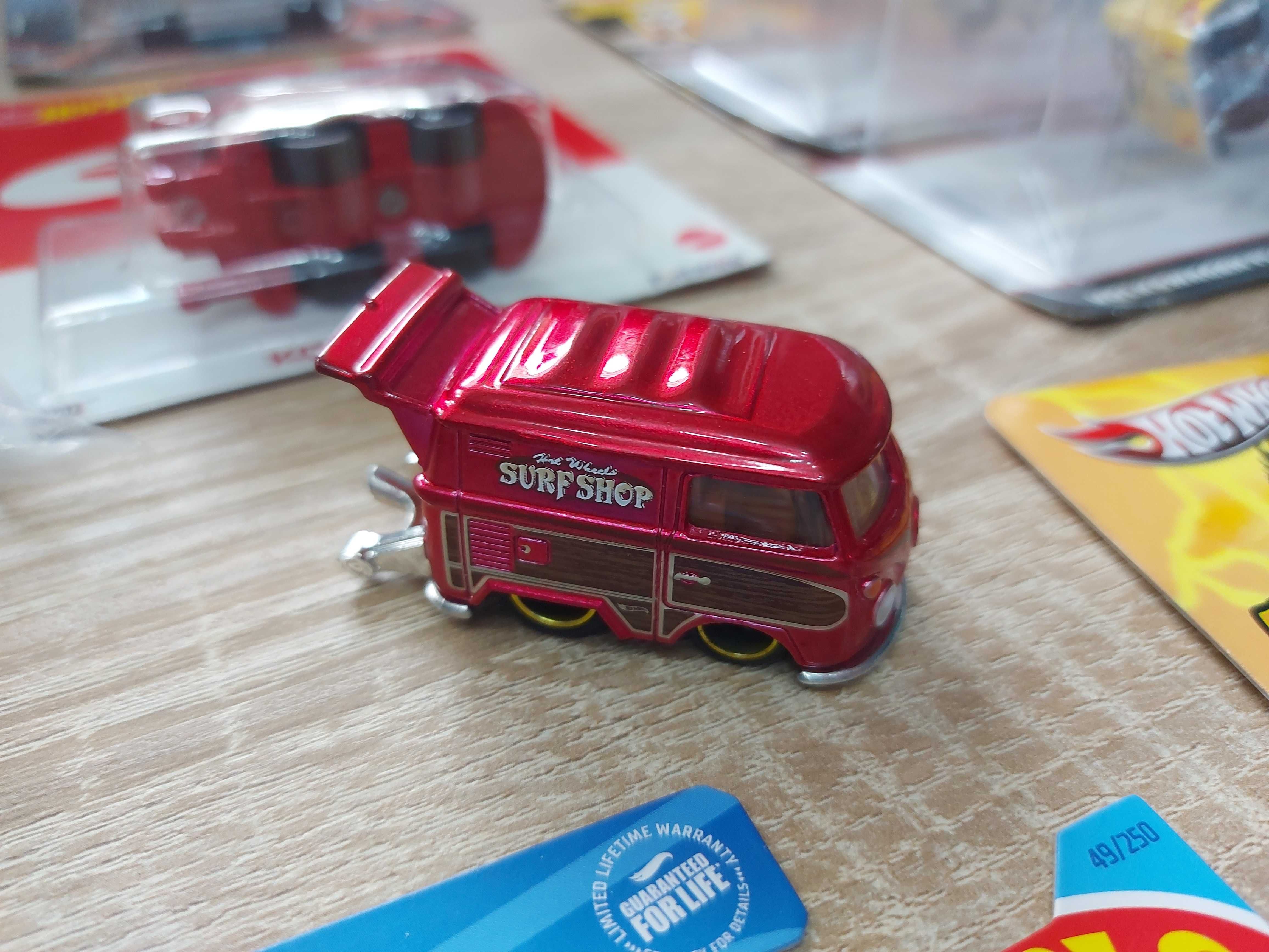 Hot Wheels Premium Kool Kombi Legends Tour 2024