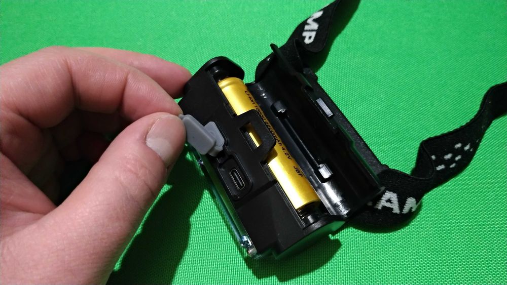 Фонарь налобный аккумуляторный фонарик на голову Head