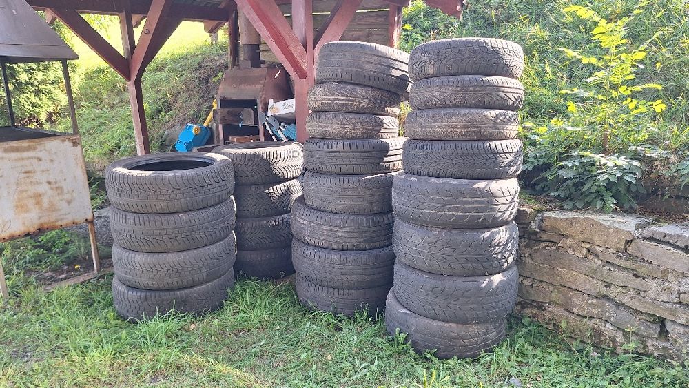 Oddam za darmo lub za symboliczną setkę całość.