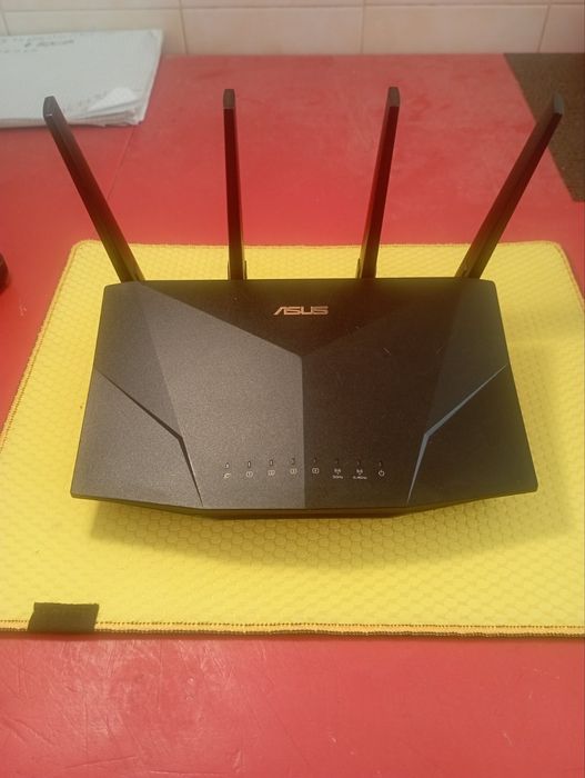 Маршрутизатор (роутер) ASUS RT-AX5400.