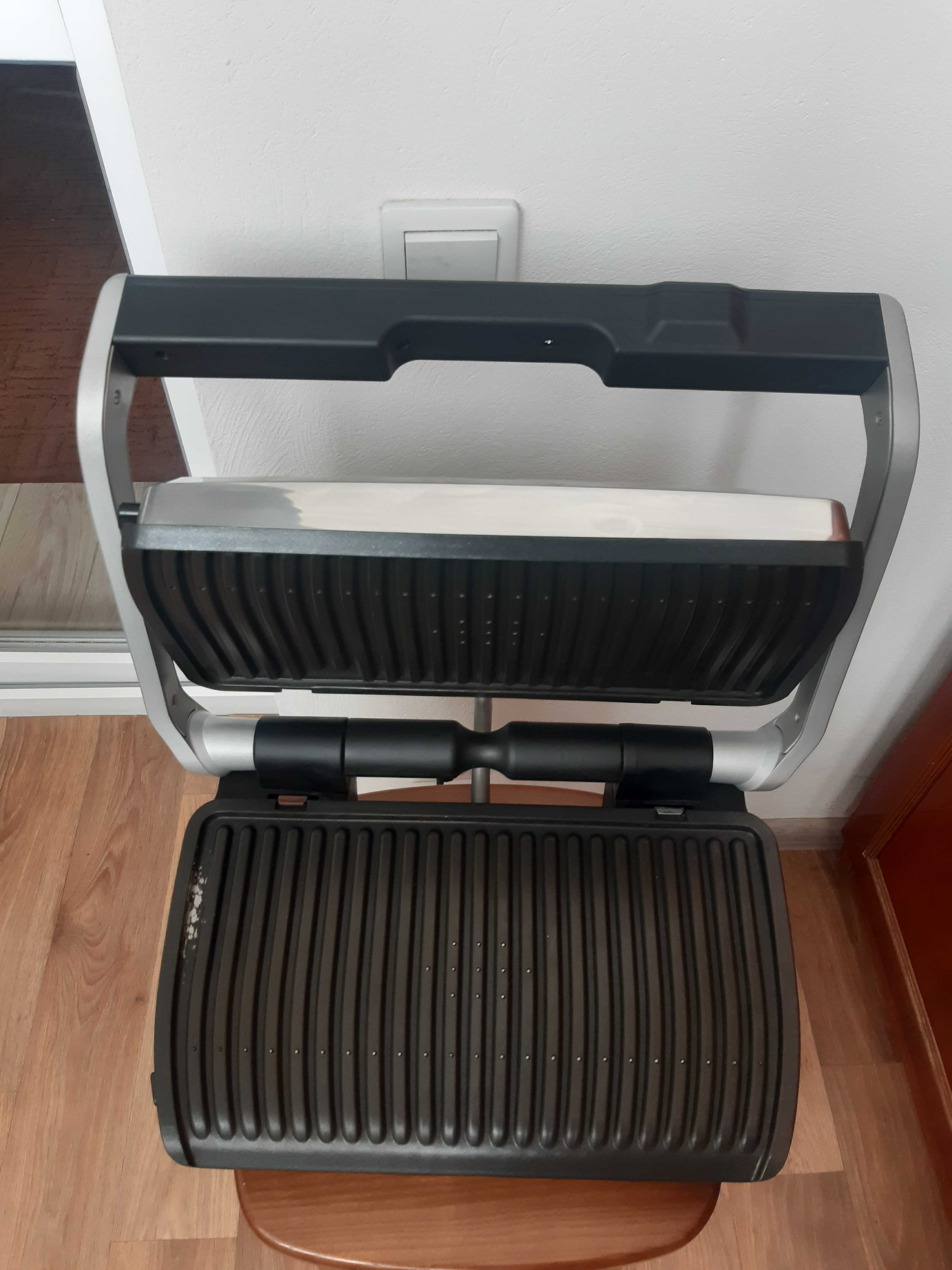 Продается Гриль TEFAL OptiGrill Elite XL GC760D30 в рабочем состоянии