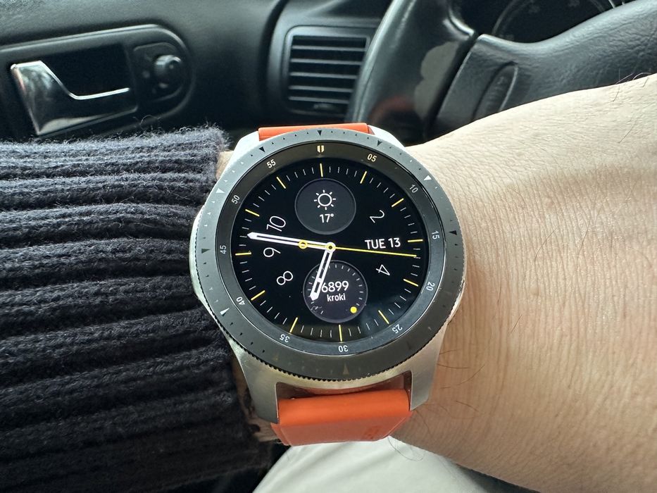 Smartwatch SAMSUNG Galaxy Watch 46mm Srebrny