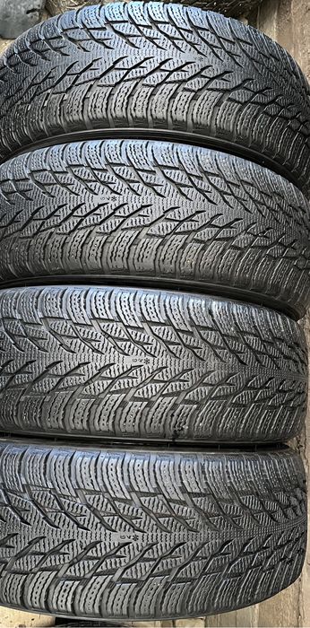 Шини Nokian Hakapelitta R3 R 16 205 60