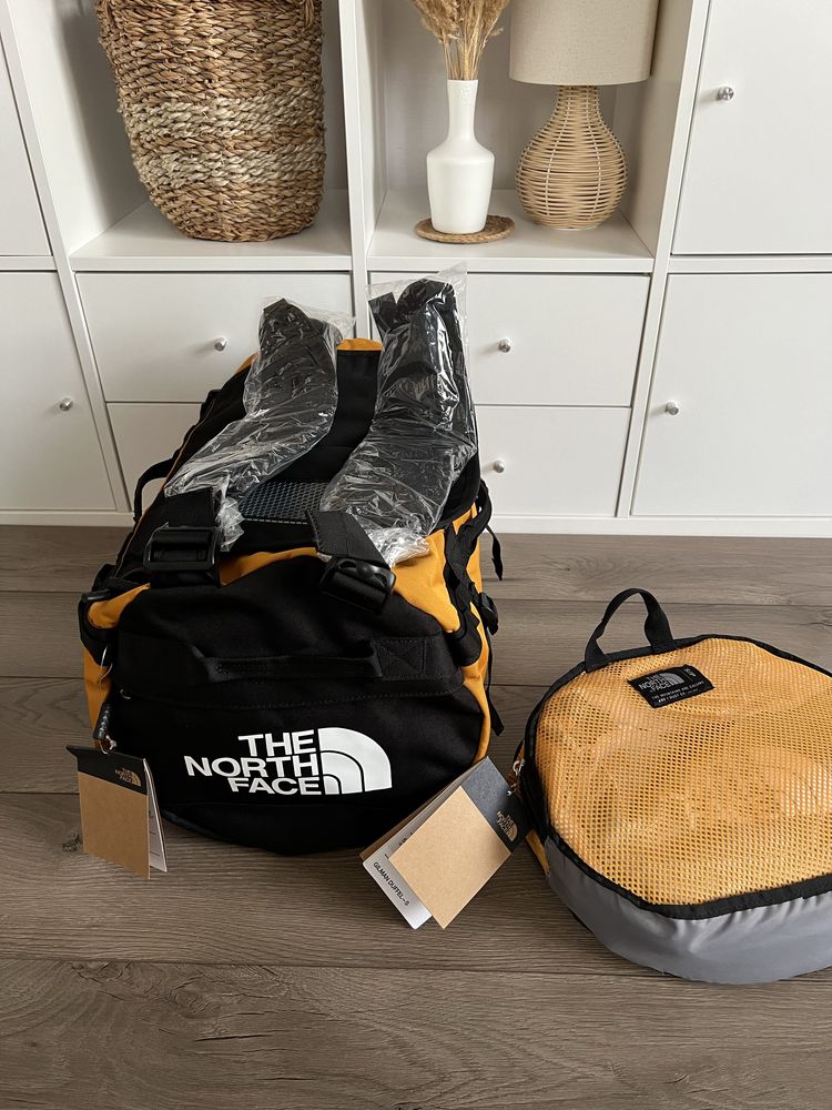 The North Face Gilman Duffel S оригінал Base Camp Duffel