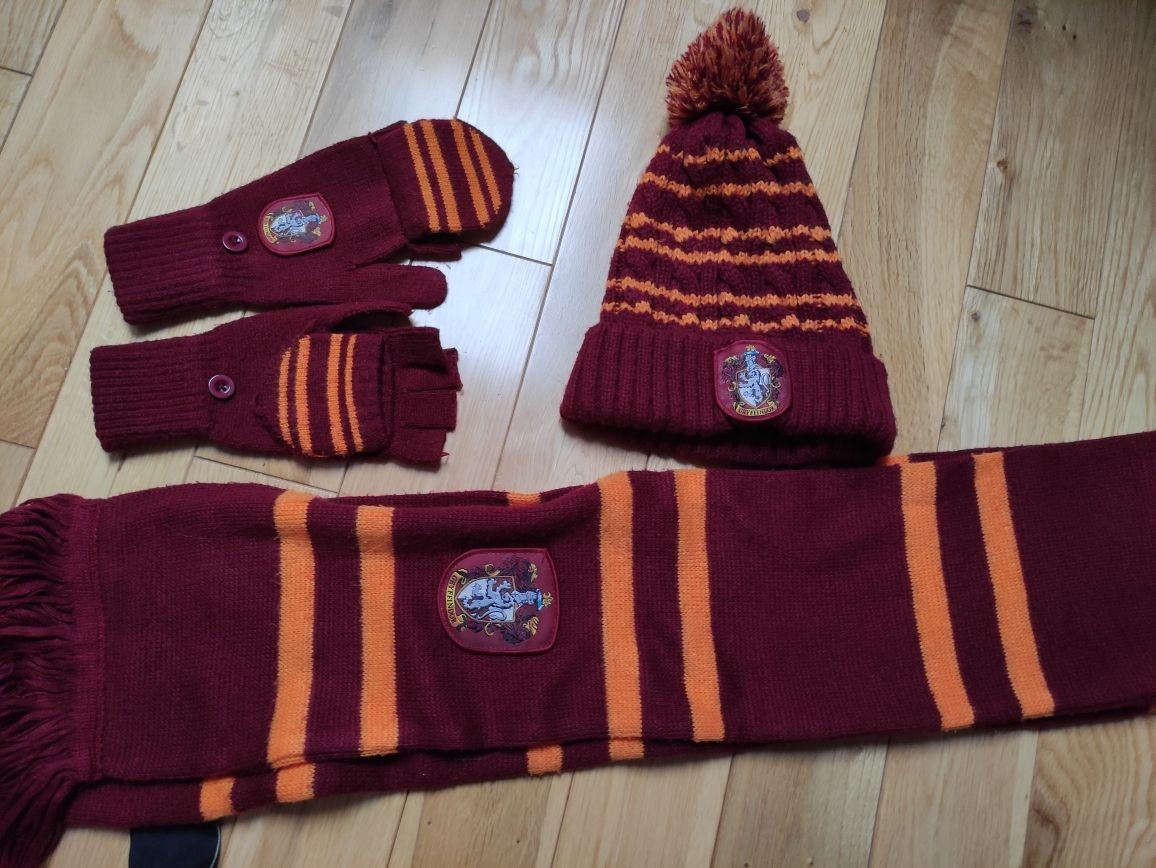 Czapka, szalik i rękawiczki Harry Potter, oryginalne z Londynu.