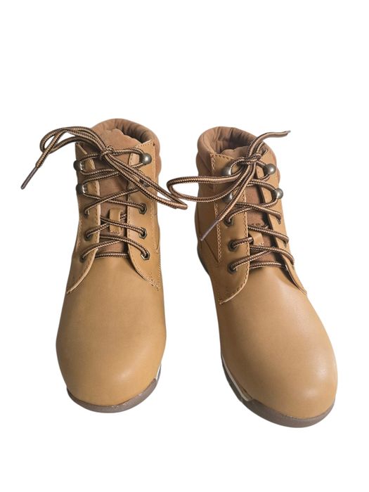 Stylowe buty damskie G2G botki lekkie wygodne beżowe r 39