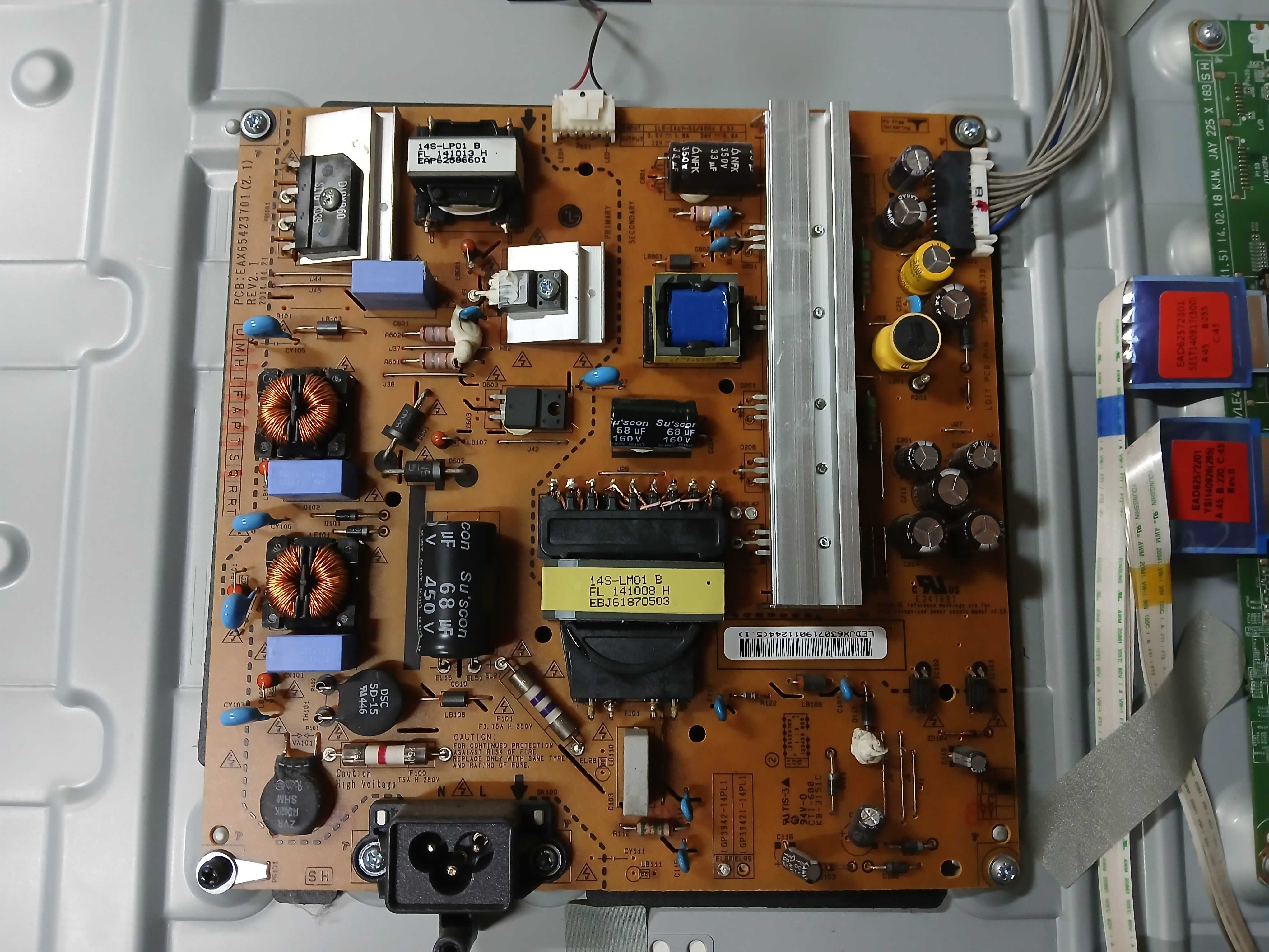 PEÇAS - TV LED 42" - LG 42LB650V - com Mainboard e LED's Danificados!!
