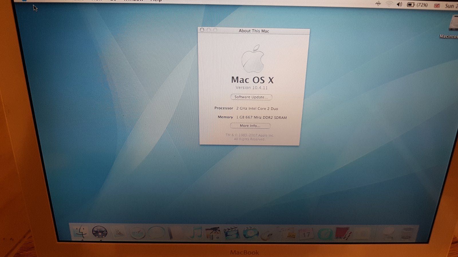 Apple MacBook A1181