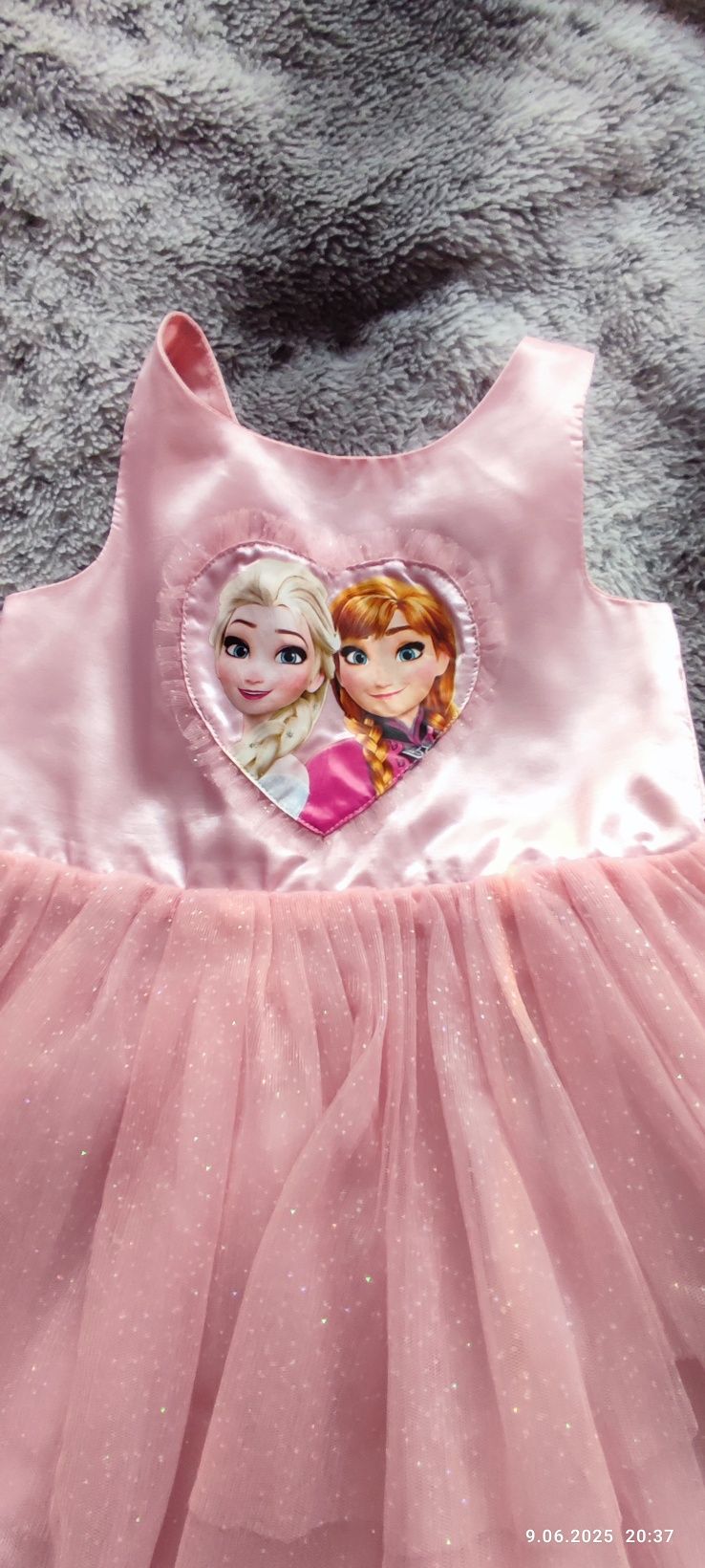 Śliczna sukienka z Elsą  H&M wesele