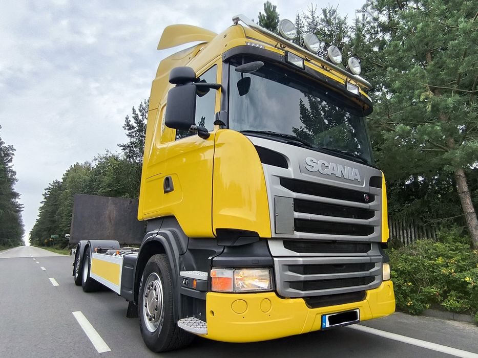 SCANIA 6x2 laweta pomoc drogowa najazd do zabudowy winda 3 osie BDF