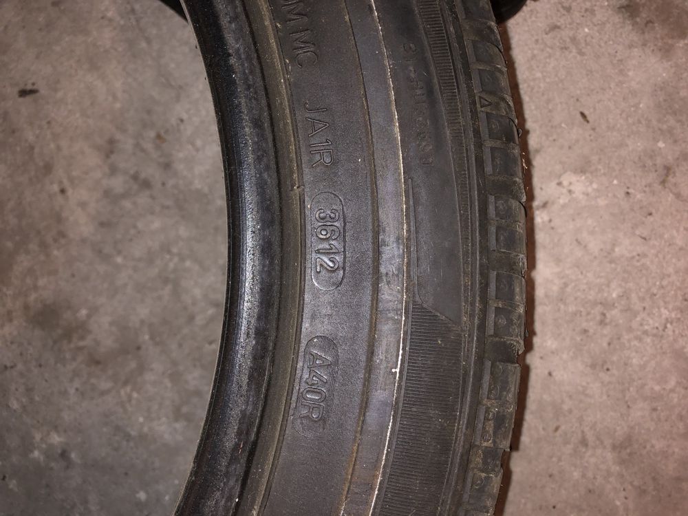 Шини Dunlop 255/45R18