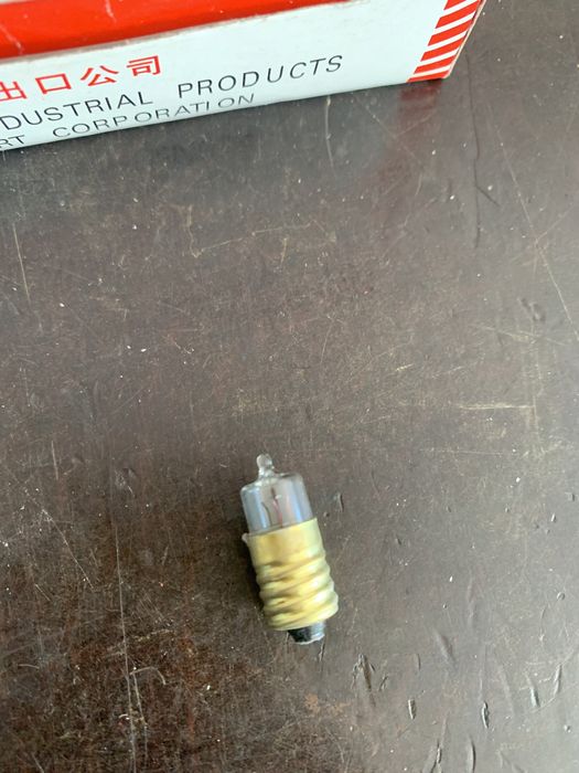 Lampadas 2.5v