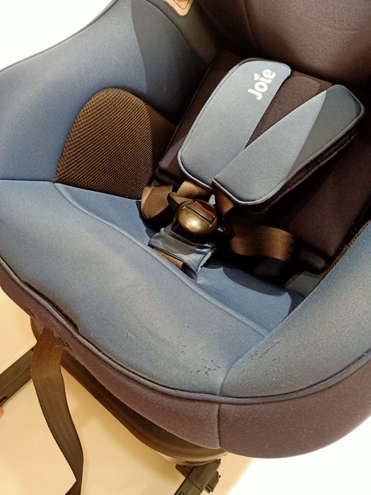 Fotelik JOLE obrotowy 360 stopni