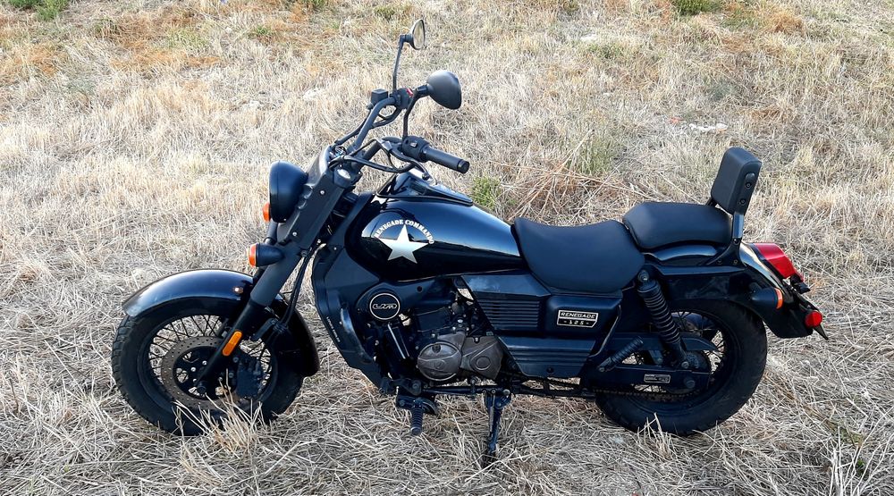 UM Regegade 125Cc Comando, 5000km 2017 USA