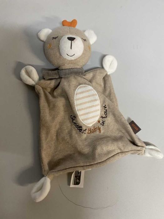 Fehn Chusta do przytulania  miś dla niemowlaka