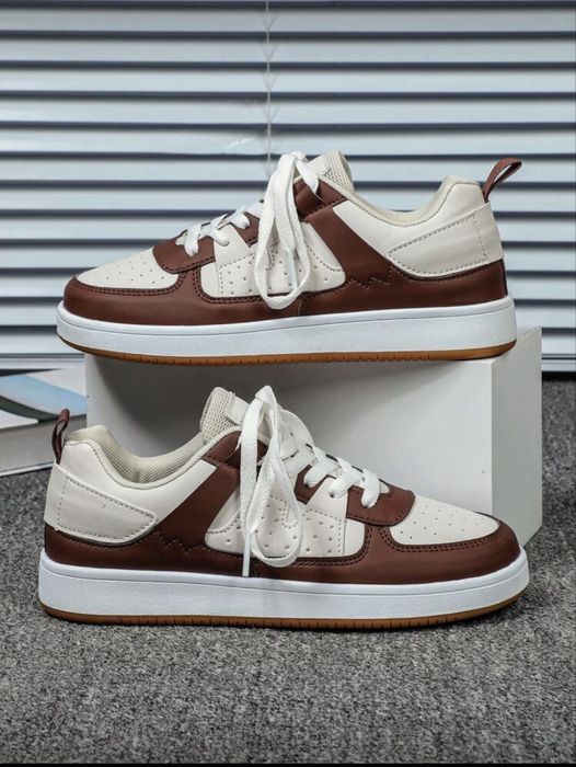 Sapatilhas casuais/modernos