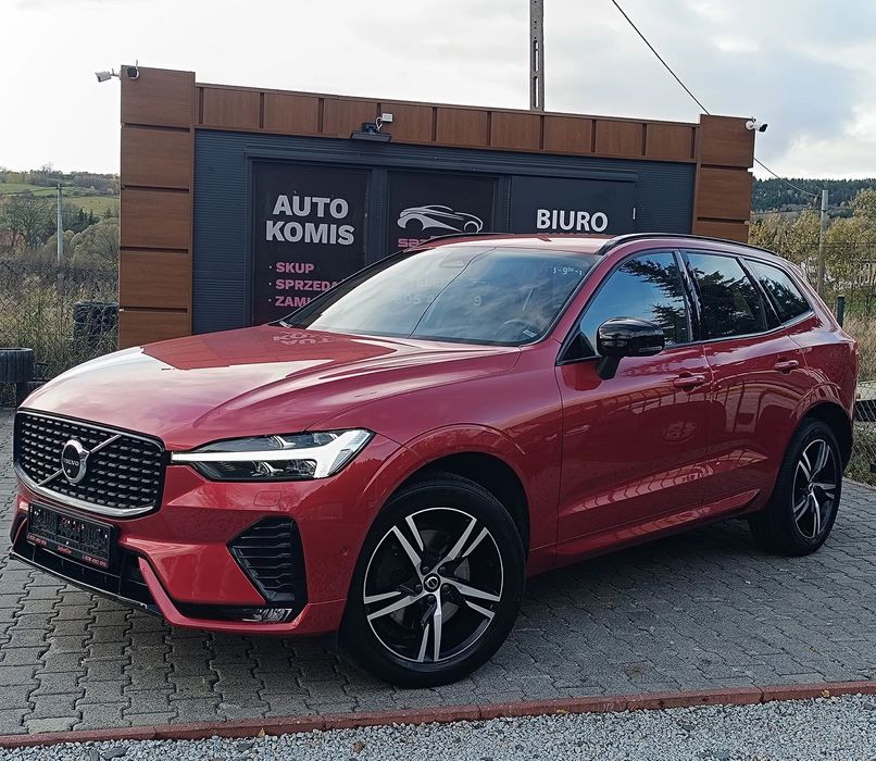 Volvo XC 60 Volvo XC60 lift nowy model R-design opłacony piękny kolor