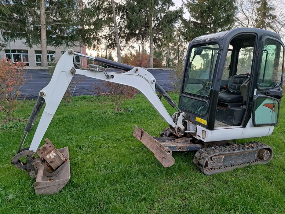 Bobcat E16  minikoparka BOBCAT E16 2011r