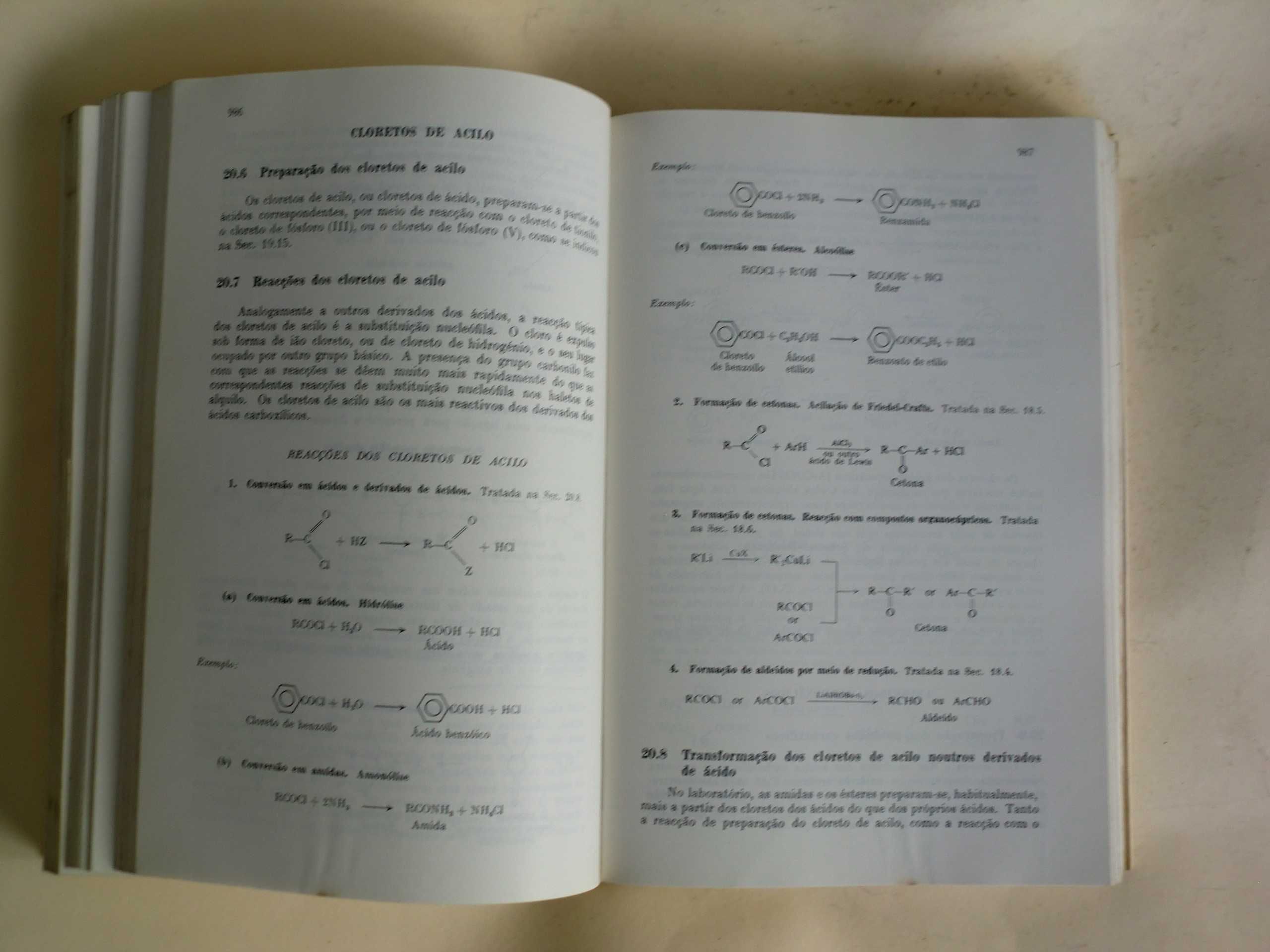 Química Orgânica
de R. Morrison e R. Boyd