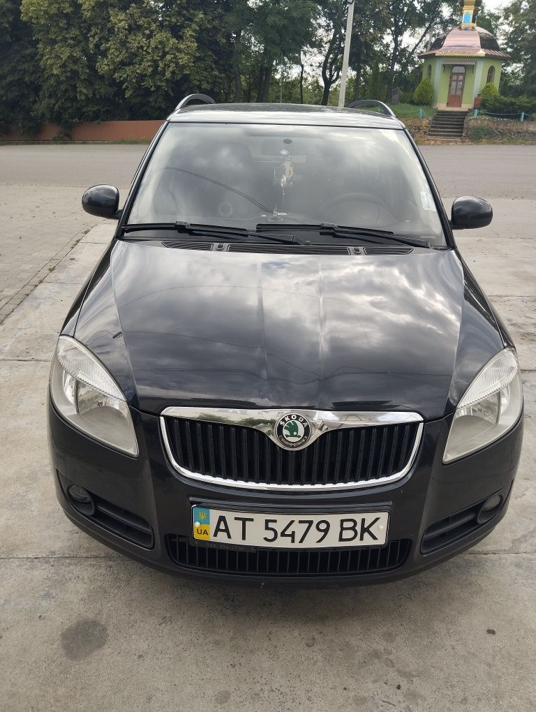 Продається Skoda Fabia 1.4 бензин