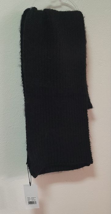 Szalik damski marki Sisters Point